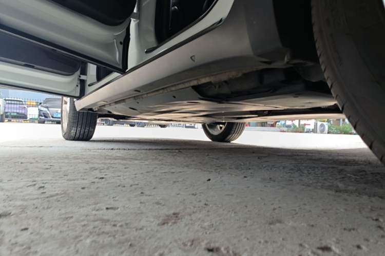 Used Volkswagen T-Cross 2023 300TSI DSG Comfort Edition Left Side Sill