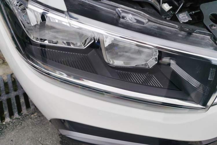 Used Volkswagen T-Cross 2023 1.5L Automatic Fashion Edition Right Front Headlight