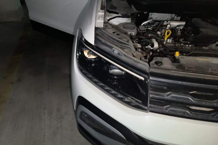 Used Volkswagen T-Cross 2023 300TSI DSG Comfort Edition Right Front Headlight