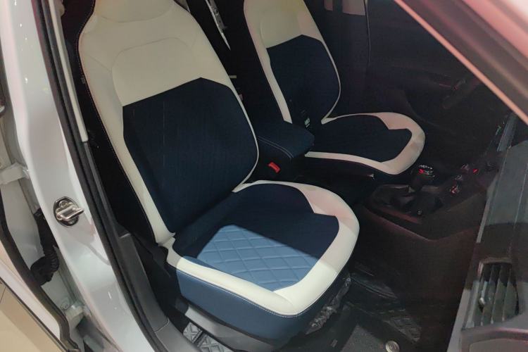 Used Volkswagen T-Cross 2023 1.5L Automatic Fashion Edition Right Front Seat