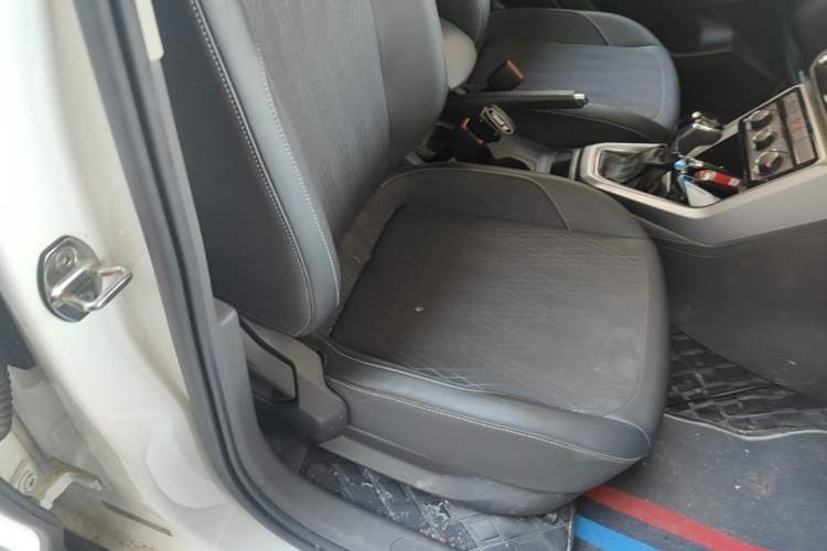Used Volkswagen T-Cross 2023 300TSI DSG Comfort Edition Right Front Seat
