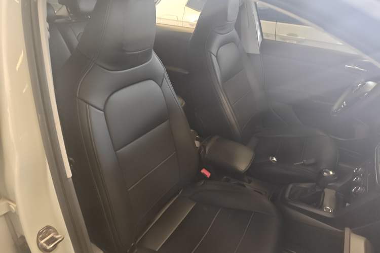 Used Volkswagen T-Cross 2023 Revised 1.5L Automatic Fashion Edition Right Front Seat