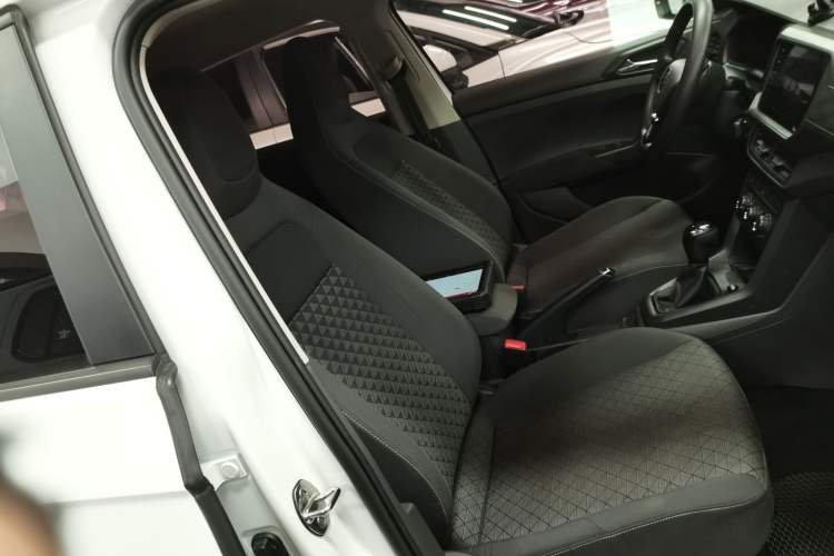 Used Volkswagen T-Cross 2023 Revised 1.5L Automatic Fashion Edition Right Front Seat