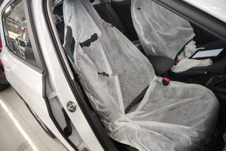 Used Volkswagen T-Cross 2023 Revised 1.5L Automatic Fashion Edition Right Front Seat