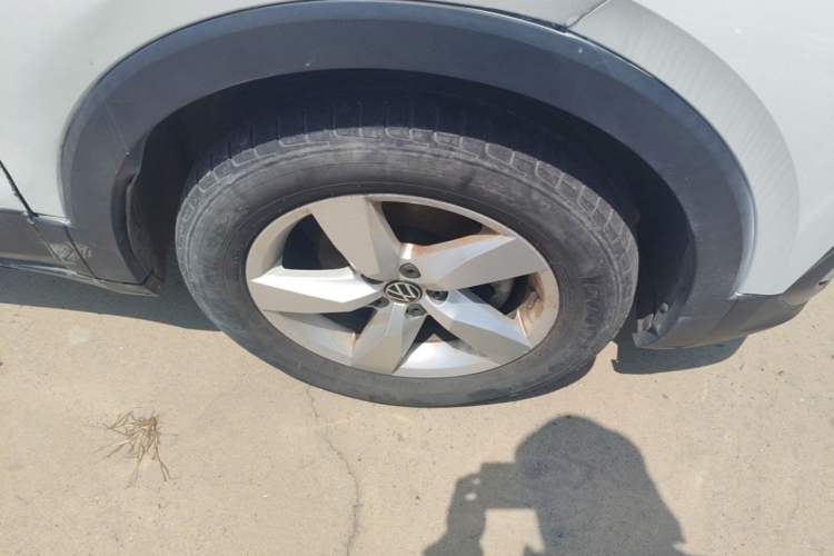 Used Volkswagen T-Cross 2023 1.5L Automatic Fashion Edition Right Front Wheel Hub