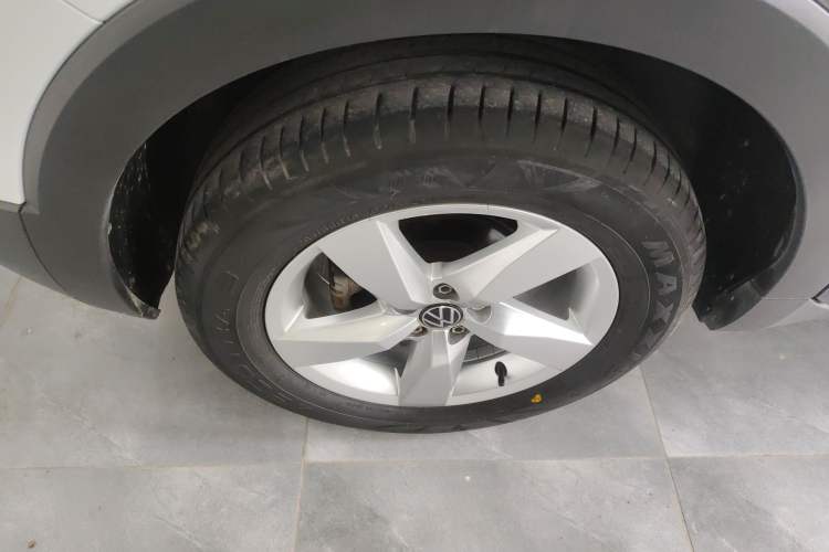 Used Volkswagen T-Cross 2023 Revised 1.5L Automatic Fashion Edition Right Rear Wheel Hub