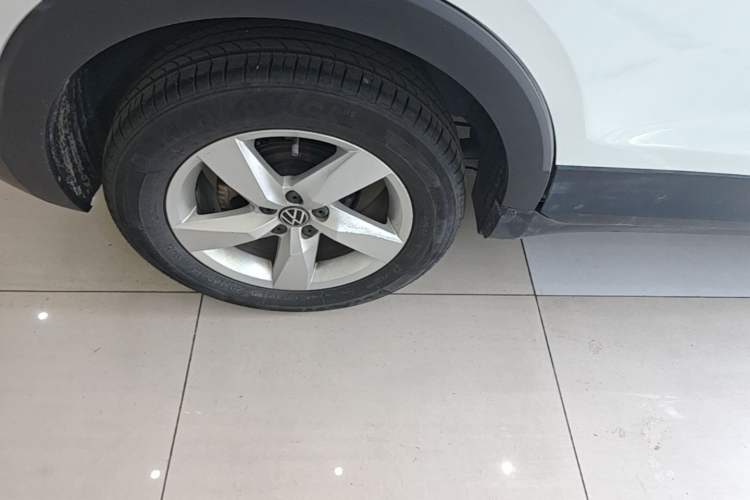 Used Volkswagen T-Cross 2023 1.5L Automatic Fashion Edition Right Rear Wheel Hub