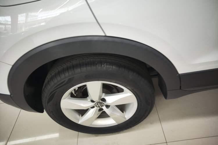Used Volkswagen T-Cross 2023 Revised 1.5L Automatic Fashion Edition Right Rear Wheel Hub
