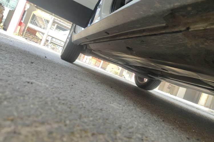 Used Volkswagen T-Cross 2023 300TSI DSG Comfort Edition Right Side Sill