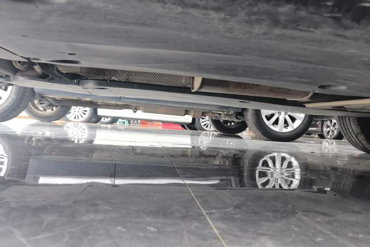 Used Volkswagen T-Cross 2023 Revised 1.5L Automatic Fashion Edition Right Side Sill
