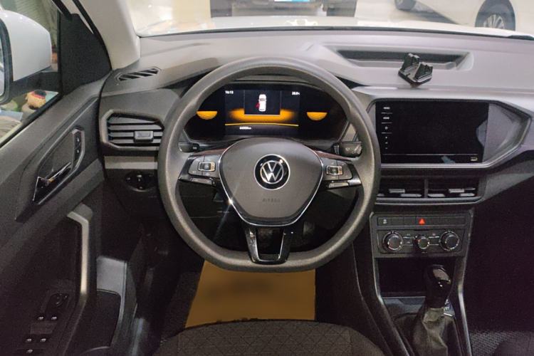 Used Volkswagen T-Cross 2023 1.5L Automatic Fashion Edition Steering Wheel