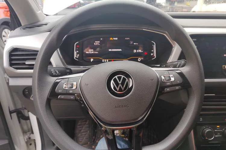 Used Volkswagen T-Cross 2023 300TSI DSG Comfort Edition Steering Wheel