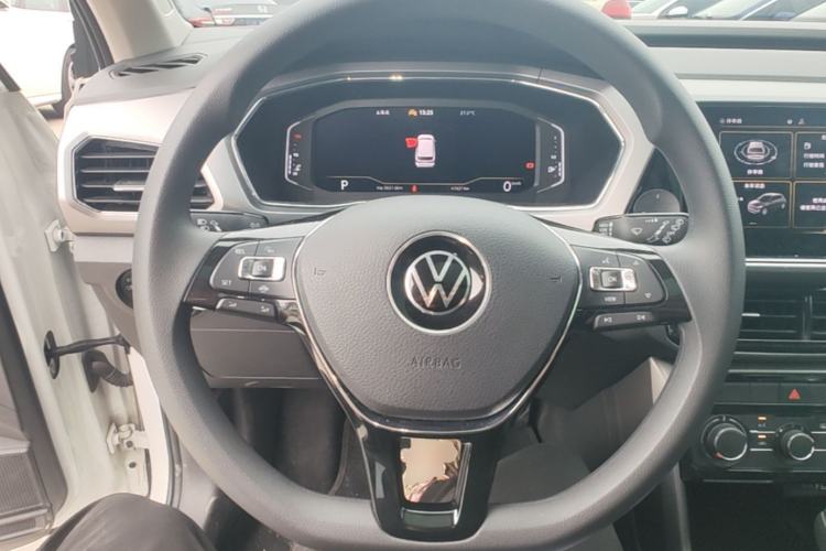 Used Volkswagen T-Cross 2023 300TSI DSG Comfort Edition Steering Wheel