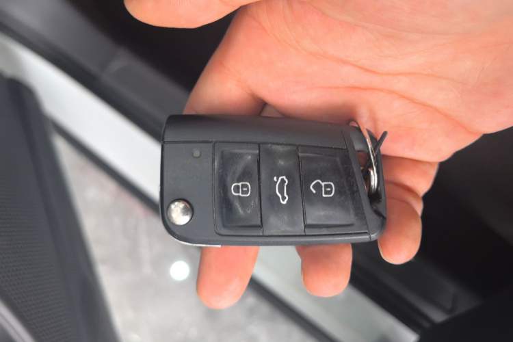 Used Volkswagen T-Cross 2023 Revised 1.5L Automatic Fashion Edition Vehicle Key