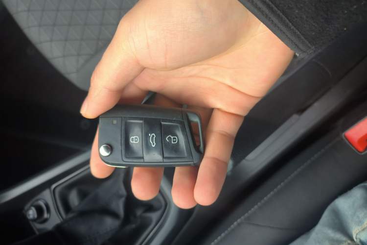 Used Volkswagen T-Cross 2023 Revised 1.5L Automatic Fashion Edition Vehicle Key