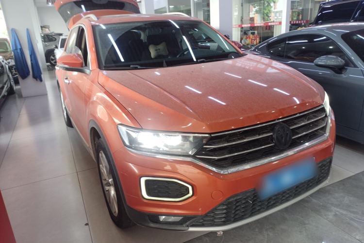 Used Volkswagen T-ROC 2018 280TSI DSG Two-Wheel Drive Advanced Version China V Emission Standard Front Right 45 Deg