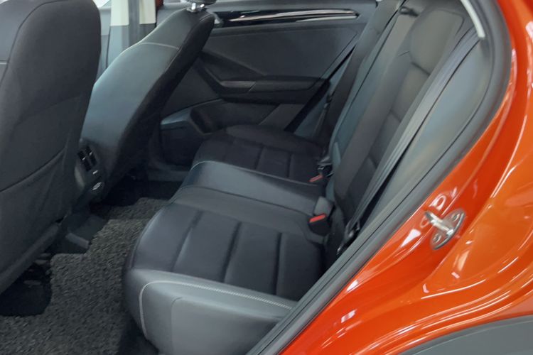 Used Volkswagen T-ROC 2020 280TSI DSG Two-Wheel Drive Comfort Version Interior 1