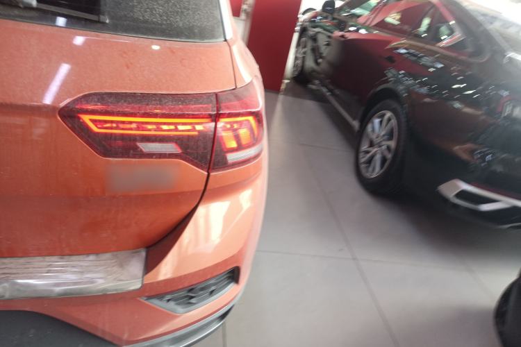 Used Volkswagen T-ROC 2018 280TSI DSG Two-Wheel Drive Advanced Version China V Emission Standard Right Rear Taillight