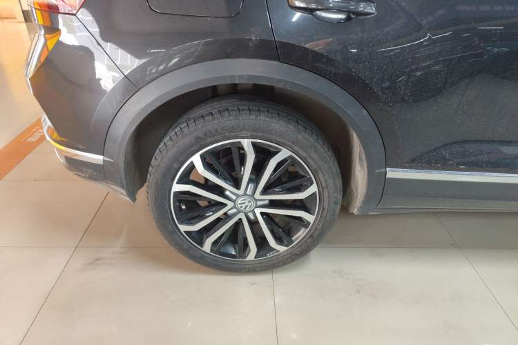 Used Volkswagen T-ROC 2018 280TSI DSG Two-Wheel-Drive Comfort Version China V Standard Exterior 8