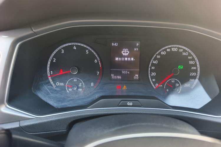 Used Volkswagen T-ROC 2018 280TSI DSG Two-Wheel Drive Advanced Version China V Emission Standard Instrument Cluster