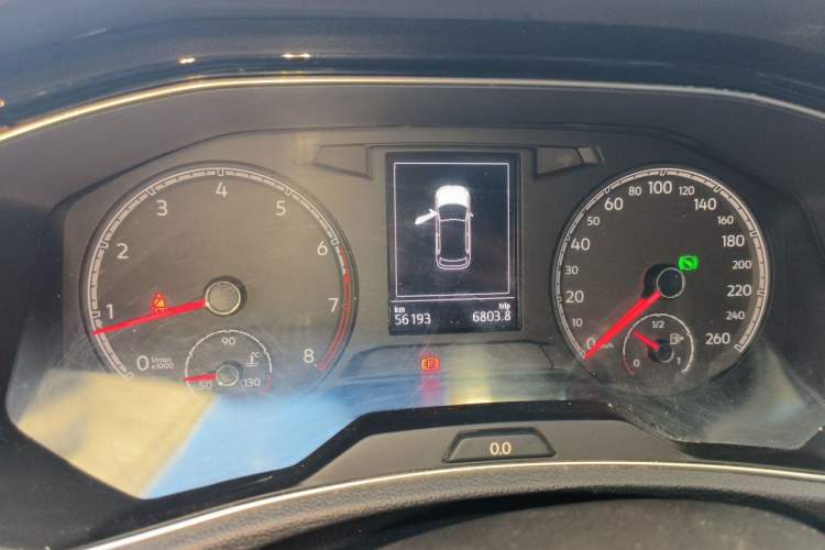 Used Volkswagen T-ROC 2018 280TSI DSG Two-Wheel-Drive Comfort Version China V Standard Instrument Cluster