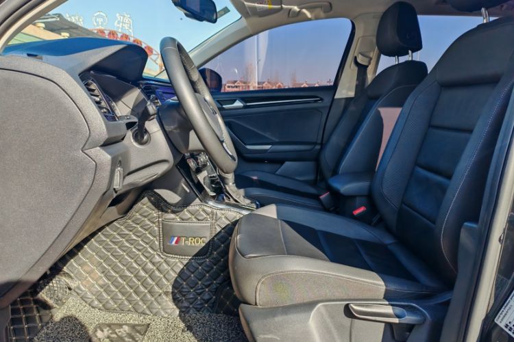 Used Volkswagen T-ROC 2018 280TSI DSG Two-Wheel-Drive Comfort Version China V Standard Interior 6