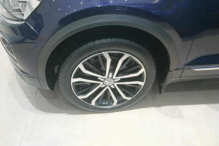Used Volkswagen T-ROC 2018 280TSI DSG Two-Wheel-Drive Comfort Version China V Standard Exterior 7