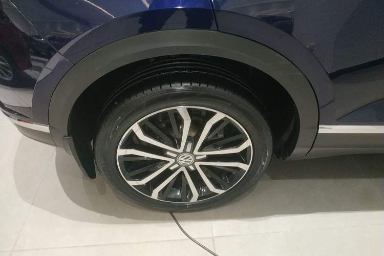 Used Volkswagen T-ROC 2018 280TSI DSG Two-Wheel-Drive Comfort Version China V Standard Exterior 8