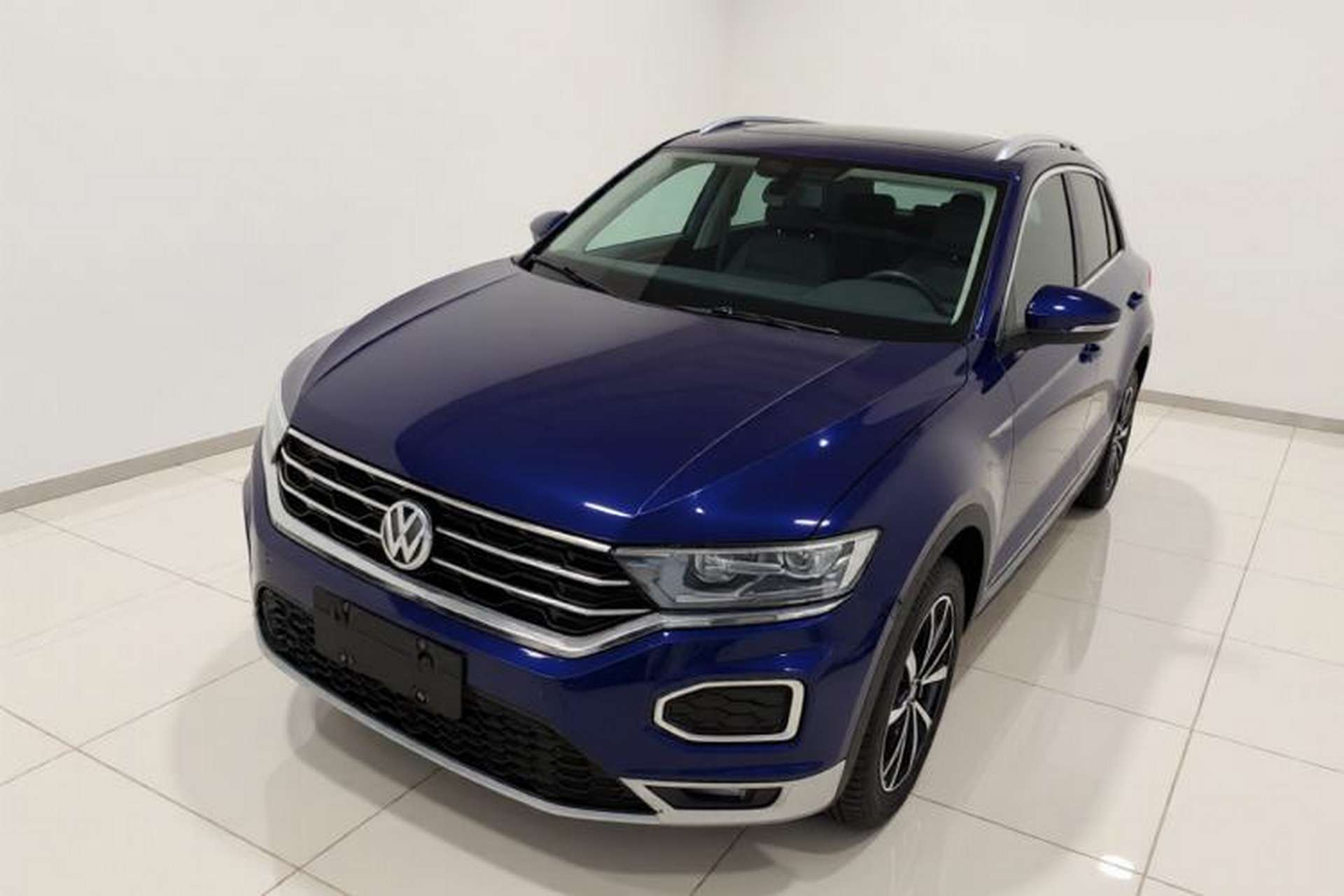 Used Volkswagen T-ROC 2018 280TSI DSG Two-Wheel-Drive Comfort Version China V Standard Front Left 45 Deg