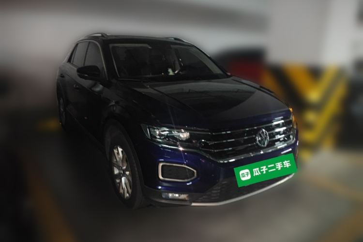 Used Volkswagen T-ROC 2018 230TSI DSG Two-Wheel Drive Advanced Version China VI Standard Front Right 45 Deg
