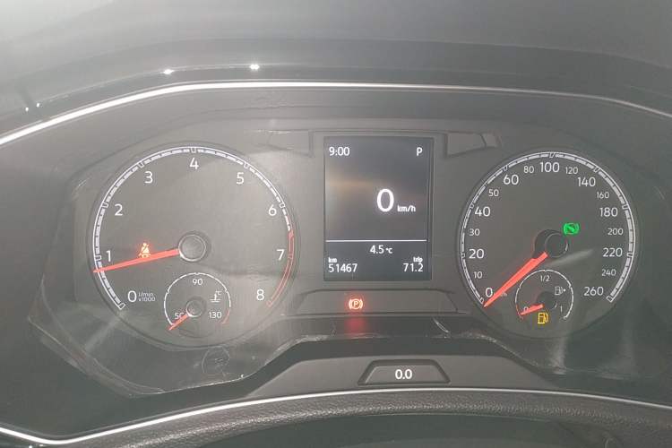Used Volkswagen T-ROC 2018 280TSI DSG Two-Wheel-Drive Comfort Version China V Standard Instrument Cluster