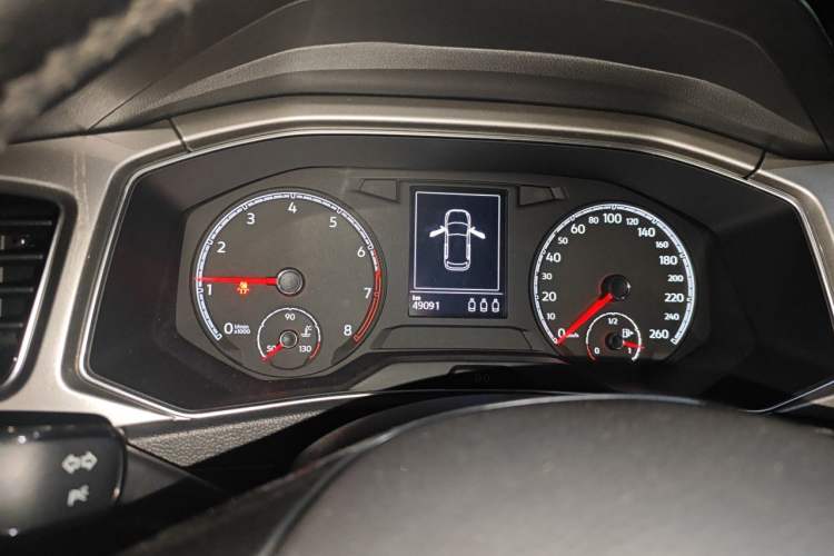 Used Volkswagen T-ROC 2018 230TSI DSG Two-Wheel Drive Advanced Version China VI Standard Instrument Cluster