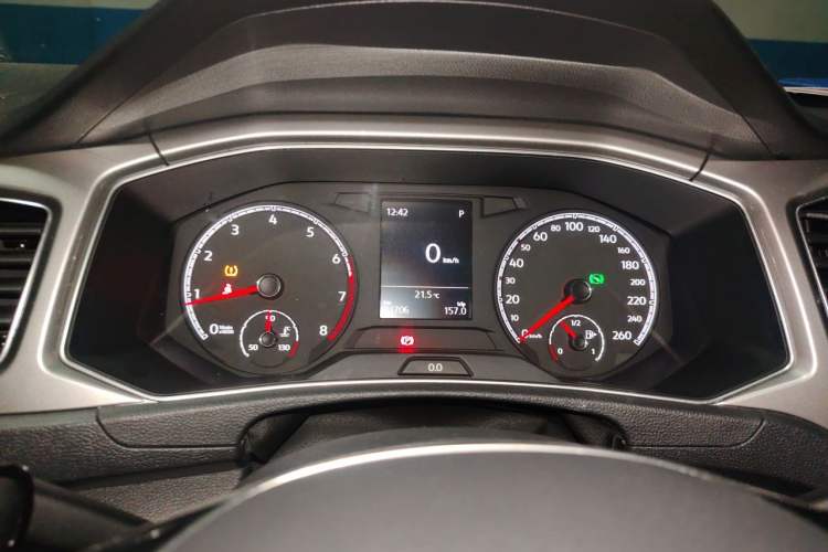 Used Volkswagen T-ROC 2018 280TSI DSG Two-Wheel Drive Advanced Version China V Emission Standard Instrument Cluster