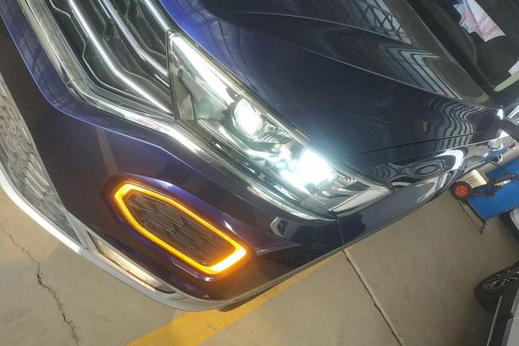 Used Volkswagen T-ROC 2018 280TSI DSG Two-Wheel-Drive Comfort Version China V Standard Left Front Headlight