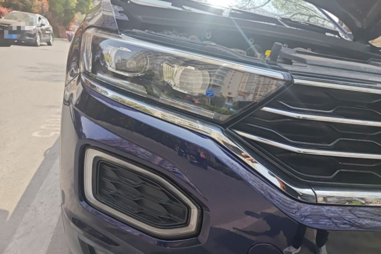 Used Volkswagen T-ROC 2018 280TSI DSG Two-Wheel Drive Advanced Version China V Emission Standard Right Front Headlight