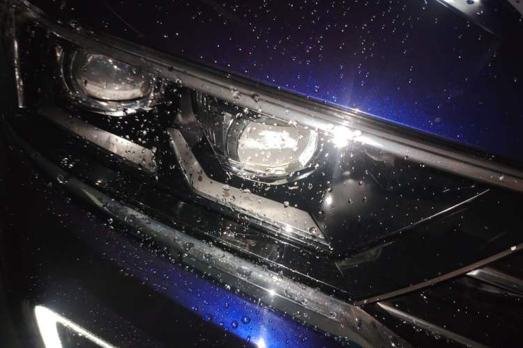 Used Volkswagen T-ROC 2018 280TSI DSG Two-Wheel Drive Advanced Version China V Emission Standard Right Front Headlight