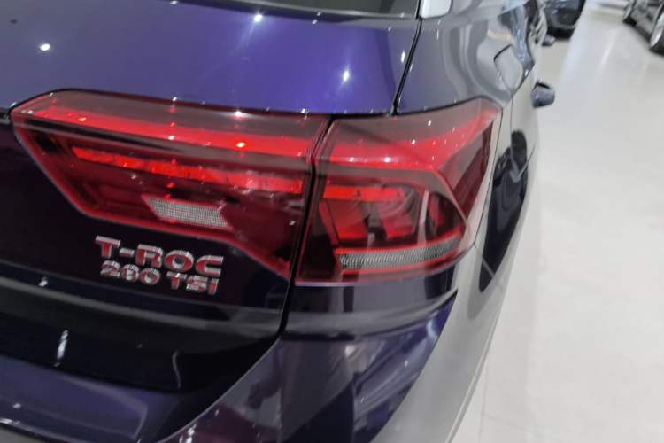 Used Volkswagen T-ROC 2018 280TSI DSG Two-Wheel-Drive Comfort Version China V Standard Right Rear Taillight