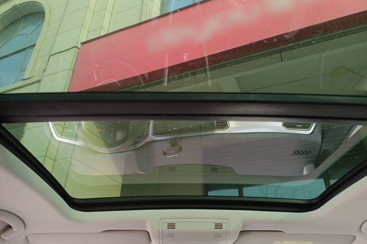 Used Volkswagen T-ROC 2018 280TSI DSG Two-Wheel Drive Advanced Version China V Emission Standard Headliner