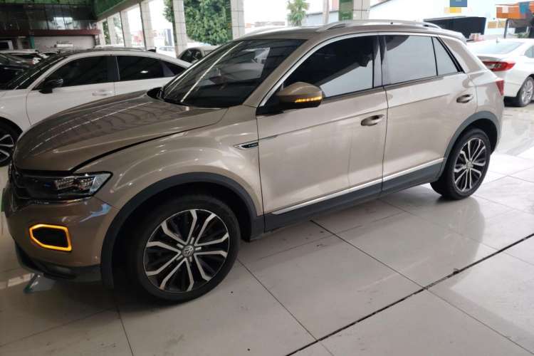 Used Volkswagen T-ROC 2018 280TSI DSG Two-Wheel-Drive Luxury Version China V Emission Standard Left Side