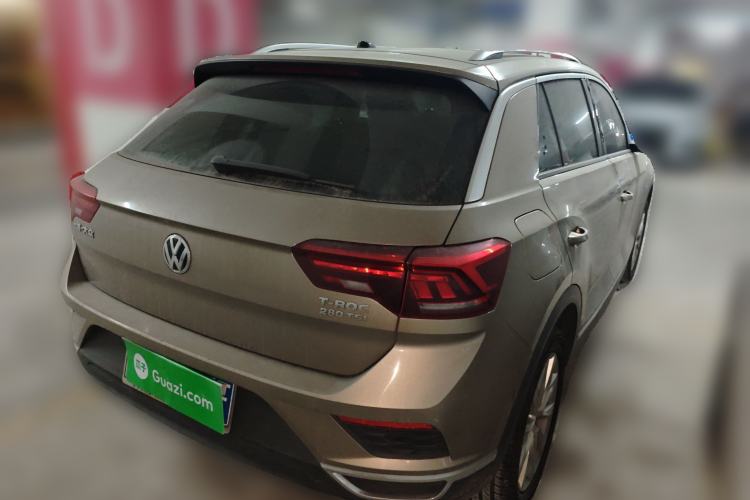 Used Volkswagen T-ROC 2018 280TSI DSG Two-Wheel Drive Advanced Version China V Emission Standard Rear Right 45 Deg