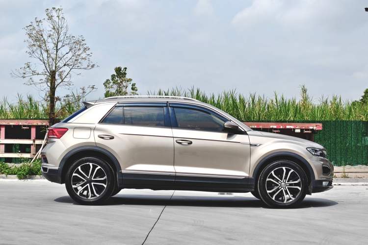 Used Volkswagen T-ROC 2018 280TSI DSG Two-Wheel-Drive Comfort Version China V Standard Exterior 3