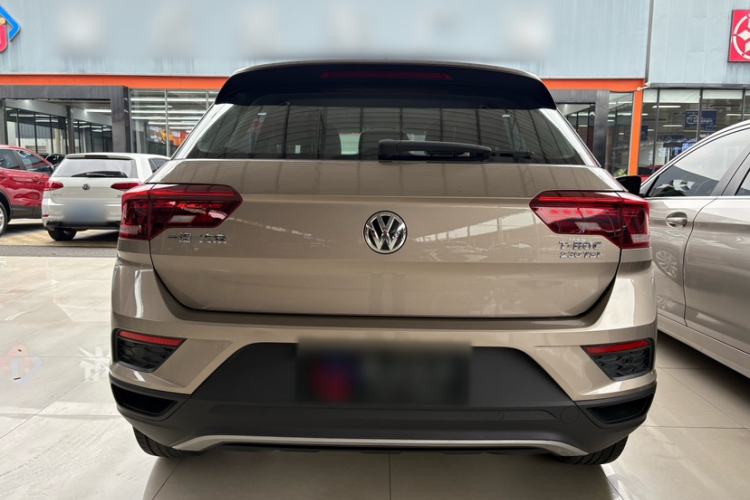 Used Volkswagen T-ROC 2018 230TSI DSG Two-Wheel Drive Fashion Edition China V Standard Exterior 4