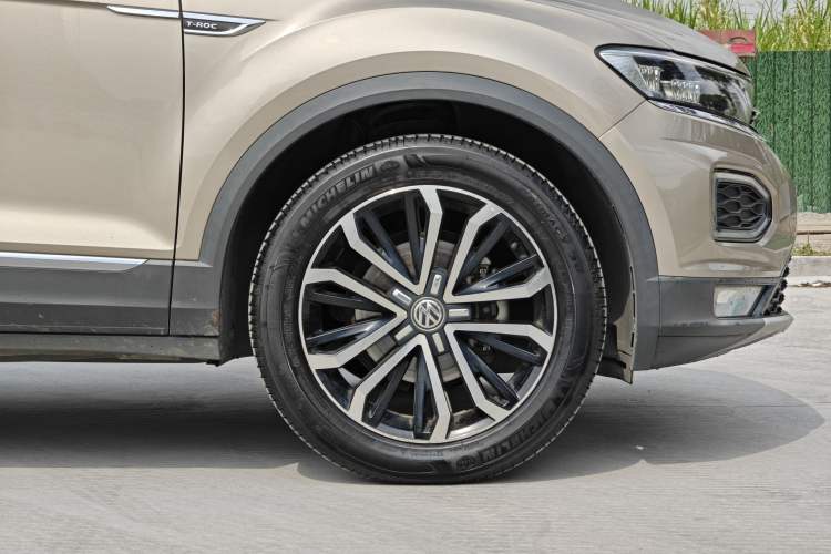 Used Volkswagen T-ROC 2018 280TSI DSG Two-Wheel-Drive Comfort Version China V Standard Exterior 8