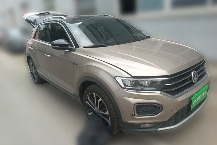 Used Volkswagen T-ROC 2018 280TSI DSG Four-Wheel Drive Luxury Version China V Emission Standard Front Right 45 Deg