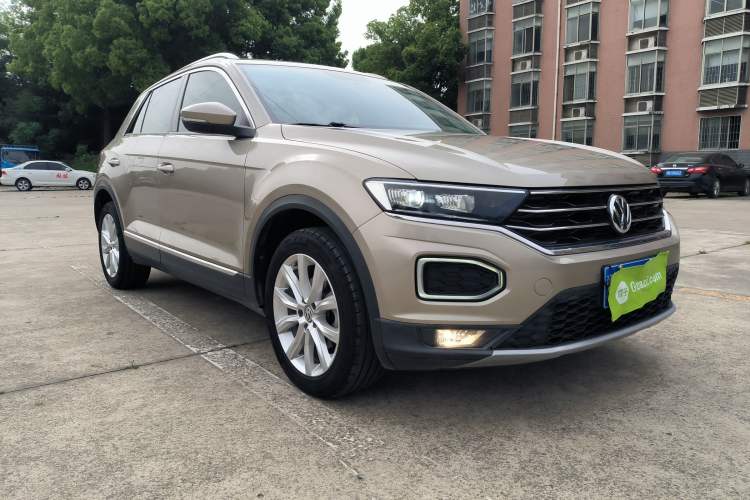 Used Volkswagen T-ROC 2018 230TSI DSG Two-Wheel Drive Advanced Version China V Standard Front Right 45 Deg