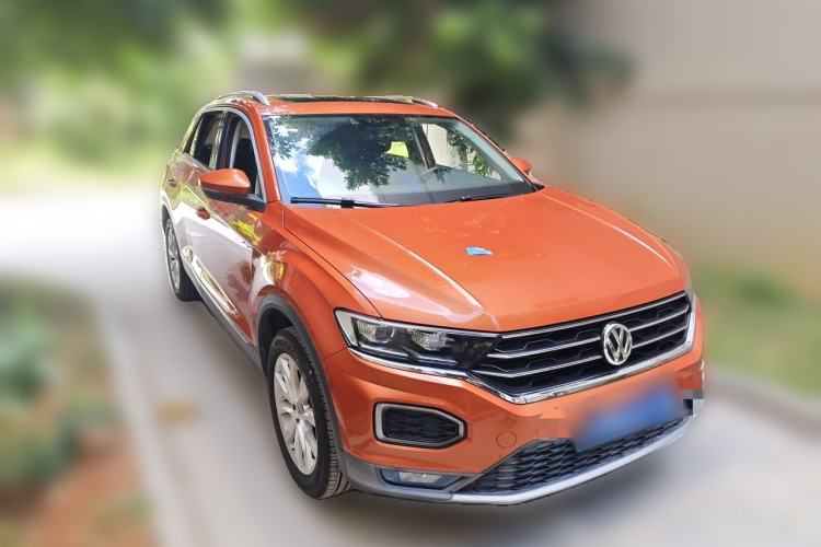 Used Volkswagen T-ROC 2018 230TSI DSG Two-Wheel Drive Advanced Version China V Standard Front Right 45 Deg