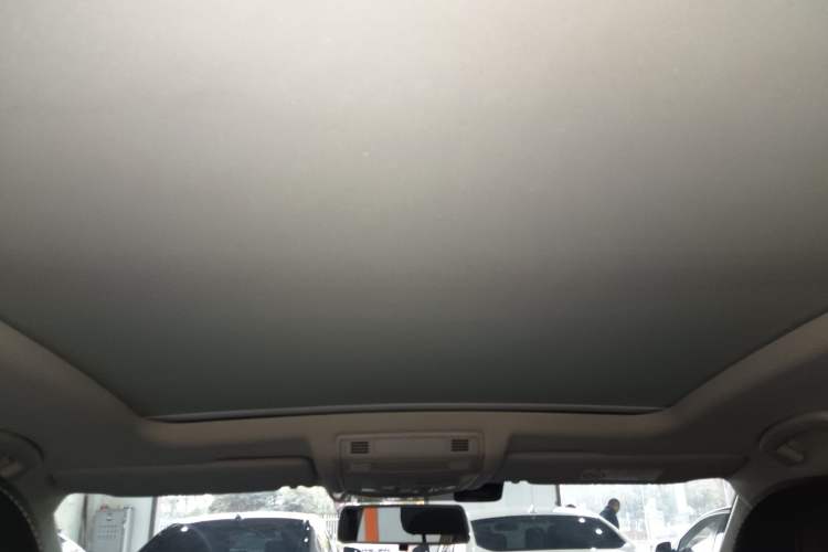 Used Volkswagen T-ROC 2018 280TSI DSG Two-Wheel-Drive Comfort Version China V Standard Headliner
