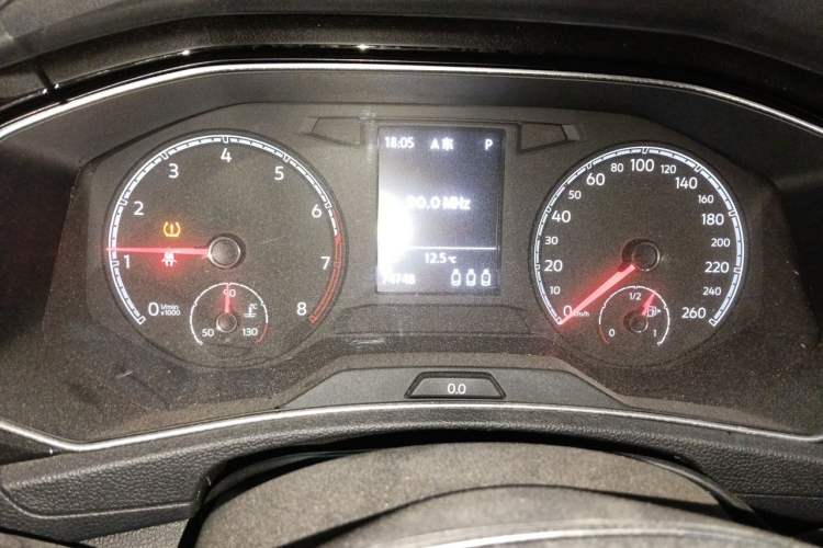 Used Volkswagen T-ROC 2018 280TSI DSG Two-Wheel Drive Comfort Version China VI Standard Instrument Cluster
