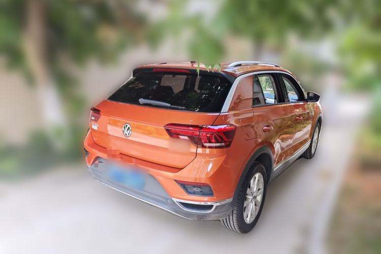 Used Volkswagen T-ROC 2018 230TSI DSG Two-Wheel Drive Advanced Version China V Standard Rear Right 45 Deg