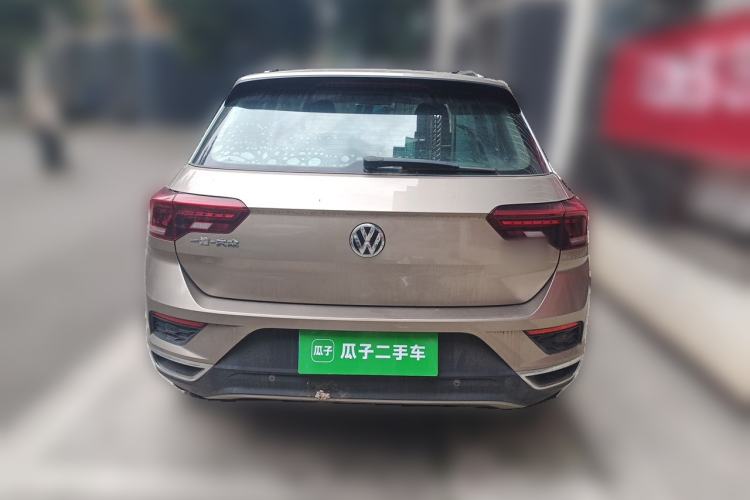 Used Volkswagen T-ROC 2018 280TSI DSG Two-Wheel-Drive Comfort Version China V Standard Rear